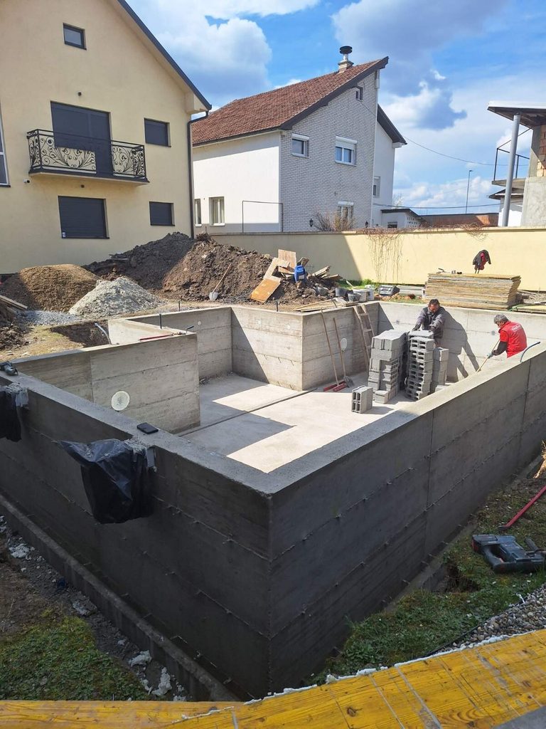 Izvođenje bazena i uređenje dvorišta – Nova Pazova
